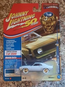 JOHNNY LIGHTNING MUSCLECARS USA 50 YEARS 1969 CHEVY CAMARO SS WHITE LIGHTNING⚡️ - Picture 1 of 6