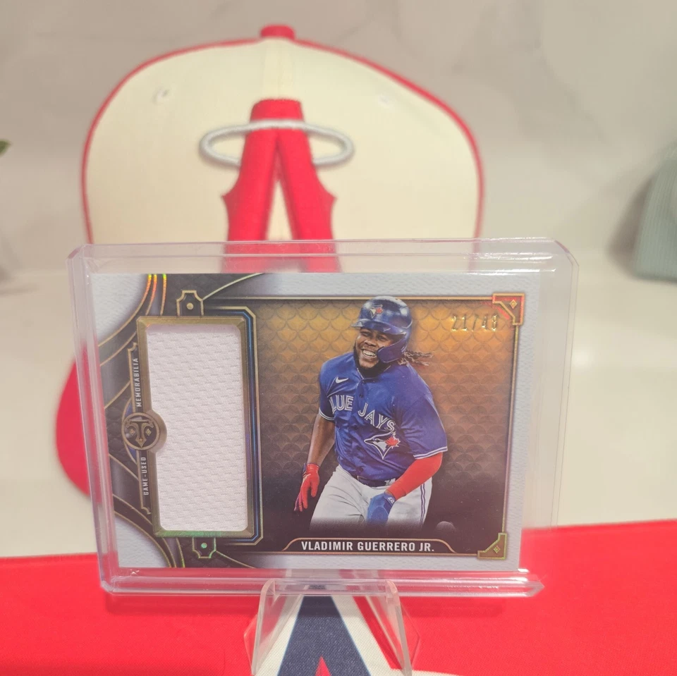 2022 Topps Tribute -  Vladimir Guerrero jr - jumbo relic - Gold /48 Beauty  😻  - Image 1 of 2