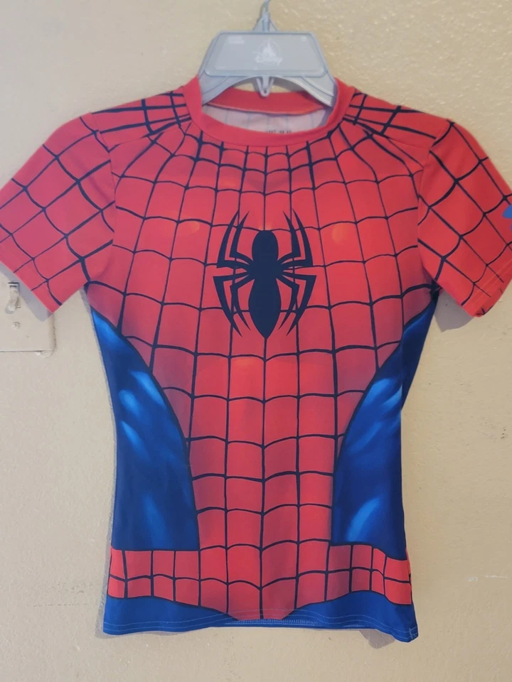 Camiseta Under Armour Spiderman niño talla (MJD) Foto 1 de 4