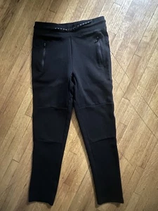 GAP FIT KIDS Jogger Sweatpants Fit Tech Pant Black Size XL 12 New NWOT - Picture 1 of 2