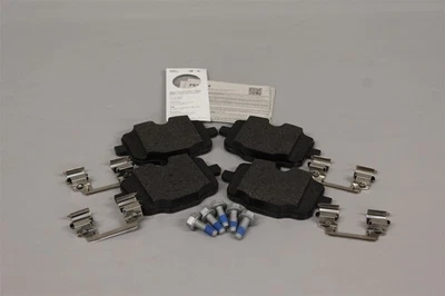 34216896975 Brake Pad Kit New genuine BMW part - Image 1 of 4