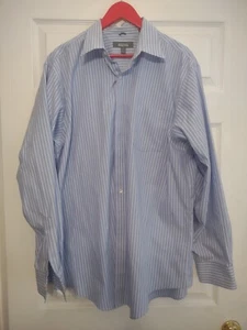 Kenneth Cole Reaction Men's Blue/White Striped Long Sleeve Dress Shirt sz M - Picture 1 of 4