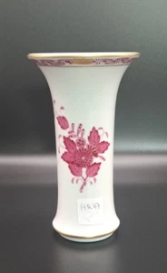 Herend Chinese Bouquet Pink Raspberry Trumpet Shaped Vase – Hungary 20th Century - Picture 1 of 5