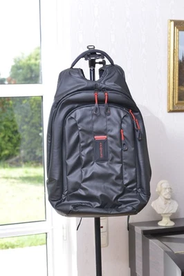 Samsonite Paradiver Laptop Rücksack schwarz Gr. S/M leicht wasserdicht - Bild 1 von 4