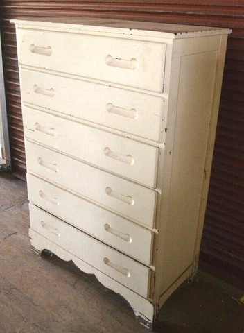 Vintage White Dresser/Bureau - Lea Line Leads Cover