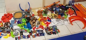 Used Mega Bundle HOTWHEELs +60 CAR Jurrasic combo +criss crash+ - Bild 1 von 12