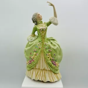 Franklin Mint Sophia Allemande Porcelain Museum of Costume 1982 Figurine - Picture 1 of 7