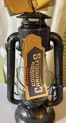 Juego de dos linternas globo de vidrio Dietz Marlboro Cowboy Chronicles Outpost NOS. Foto 1 de 3