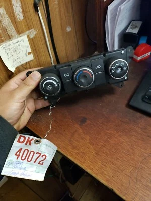 Chevrolet Equinox 2007 2008 2009 control de temperatura climático Foto 1 de 3