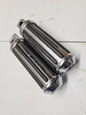 一对哈雷戴维森脚垫 — 第 1/3 张图片