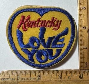 Parche de fieltro de hierro vintage Kentucky I Love You recuerdo de viaje amarillo azul - Imagen 1 de 2