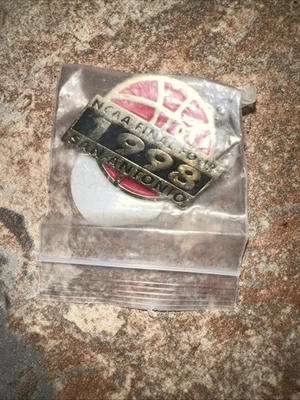 Vintage NIP 1998 NCAA Final Four San Antonio Texas Lapel Pin - Image 1 of 2