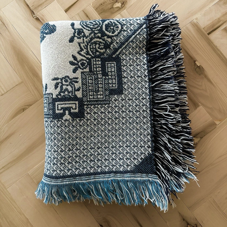 Manta Tejedores De Colección Azul Blanco Shabby Tapiz EE. UU. EXCELENTE Foto 1 de 4