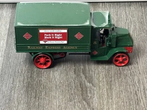 First Gear Mack AC Bulldog Delivery Truck- Railway Express Agency *No Box* - Picture 1 of 6