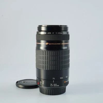 VERY GOOD Canon EF 75-300mm F/4-5.6 USM Zoom Lens - Image 1 of 4