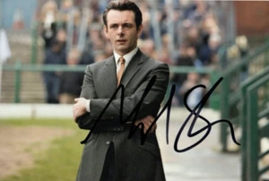 THE DAMNED UNITED: MICHAEL SHEEN 'CLOUGHY' SIGNED 6x4 ACTION PHOTO+COA **PROOF** - Bild 1 von 2