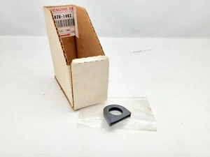 New Kawasaki 91-93 NINJA ZX-6 ZX600 FUEL TANK RUBBER GUARD NOS 55020-1402 - Picture 1 of 8