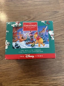 Disney’s Store 1995 Navidad Winnie The Pooh Friends Taza de Café Taza 12oz Nuevo - Imagen 1 de 3