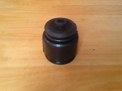 belarus tractor 400, t40 gearbox shifter boot - Image 1 of 3