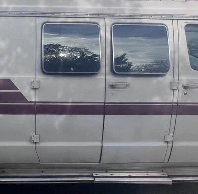 78–91 Dodge Ram Van Rear Pop-Out Side Window B150 B250 B350 w/ Latch Chrome - Image 1 of 2