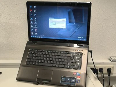 Asus K72JR 17,3″ Windows 7 Gaming Notebook Intel Radeon 5470 - Bild 1 von 3