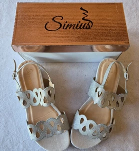 Sandales argentées taille 36 marque Simius (li) - Imagen 1 de 5
