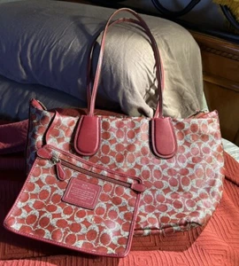 Coach Signature Coated Canvas Taxi Zip Tote Bag Red 33504 - Picture 1 of 24