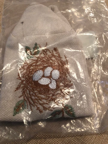 Longaberger 2014 Mothers Day Eggs Nest Embroidered Liner - Flax Cover