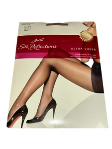 2x HANES Silk Reflections Little Color Pantyhose ULTRA SHEER Control Top Sz AB - Picture 1 of 6