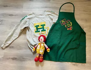 Lotto McDONALD'S VINTAGE anni 70 felpa università, grembiule e bambola Ronald 1984 - Foto 1 di 16