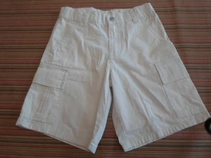 IZOD Boys Khaki Cargo Shorts Size 5 - Picture 1 of 4