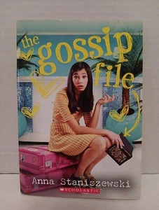 The Gossip File by Anna Staniszewski - Picture 1 of 8