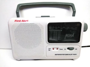 Primera Alerta 7 Canales NOAA Emergencia 24 HR Clima AM FM Radio WX-17 PORTÁTIL - Imagen 1 de 10