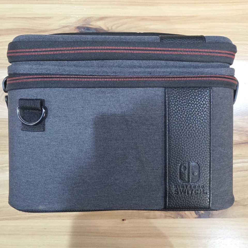 PDP Gaming Nintendo Switch Estuche de Viaje, Consola 2 en 1 y Estuche de Accesorios-Usado Foto 1 de 1