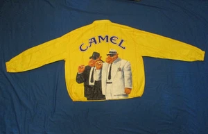 Chaqueta cortavientos vintage Joe Camel Cigarette Promo amarilla Tyvek XL cremallera 1992 - Imagen 1 de 18