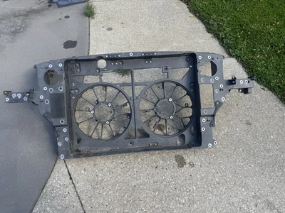 Nissan Gtr 2013 soporte central Foto 1 de 4