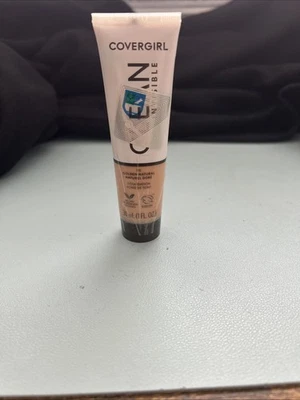 Covergirl Clean Invisible Foundation Golden Natural color  - Image 1 of 2