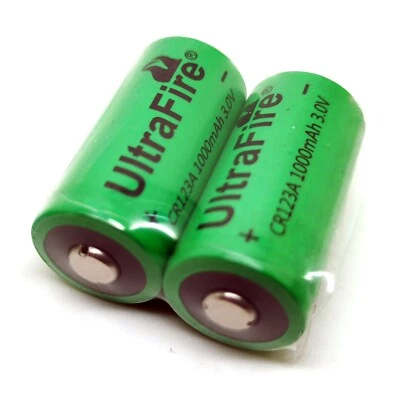 2x Rechargeable 1000mAh 3.0V Li-ion Battery For UltraFire CR123A 17335 17345 new - image 1 of 4