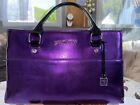 Younique Damen Handtasche / Schultertasche in metallic violett mit viel Stauraum