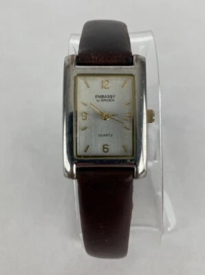 Reloj de cuarzo Embassy by Gruen W20 mm tono plata con correa de cuero marrón y batería Foto 1 de 4