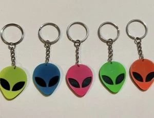 Llavero acrílico artesanal Alien Martians - ¡Tú eliges! - Imagen 1 de 13