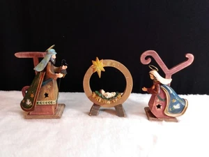 Estatuillas de belén vintage de madera JOY - Imagen 1 de 2