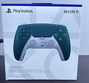 Limited Edition EWC 2025 PlayStation 5 DualSense Controller Alpine Green - Picture 1 of 1