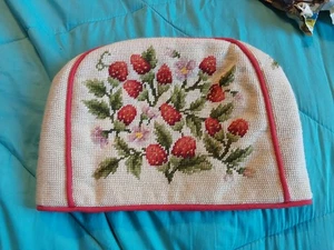 Vintage MCM Needlepoint Strawberries Toaster Cover 60s 70s Appliance Decor - Picture 1 of 5