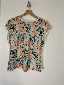 Damen-T-Shirt Ted Baker Größe 3 UK 12 Satin vorne Blumenmuster - Bild 1 von 4