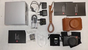 Leica D-LUX 7 Digital Camera - Black - Picture 1 of 18