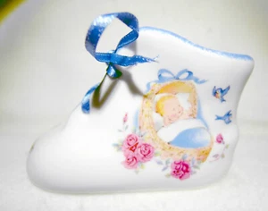 Congratulations - baby bootie - Marlborough Fine Bone China - blue. - Picture 1 of 6