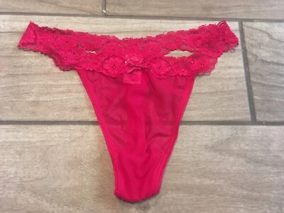 Talla nueva. Tanga S Morgan Taylor bragas rojas de nailon/encaje Foto 1 de 3