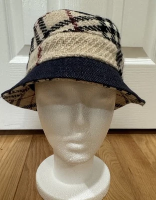 Auténtico sombrero cubo Burberry London Nova a cuadros y denim talla M Foto 1 de 3