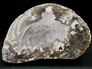 AGATE - IDAR-OBERSTEIN, ALLEMAGNE - 8,6 x 5,3 cm - 273 g - Imagen 1 de 5